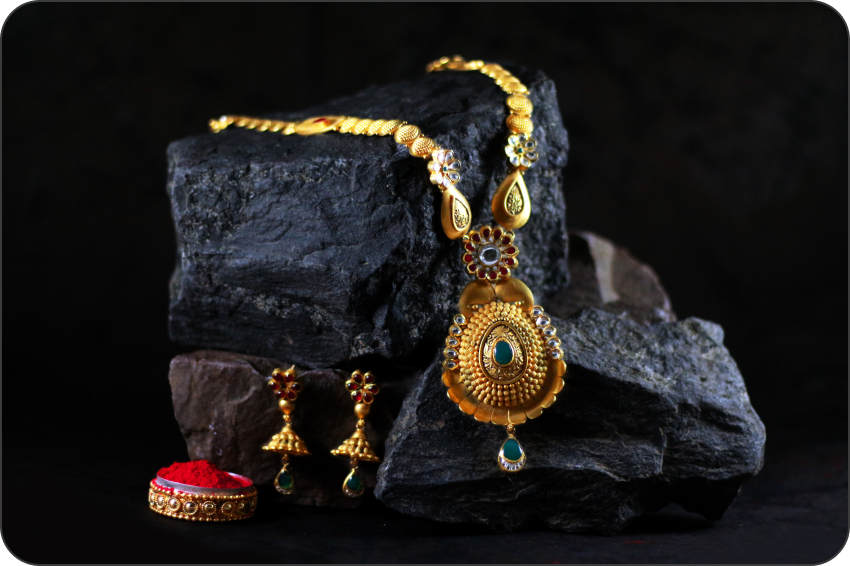 royal-gold-jewellery-set 1